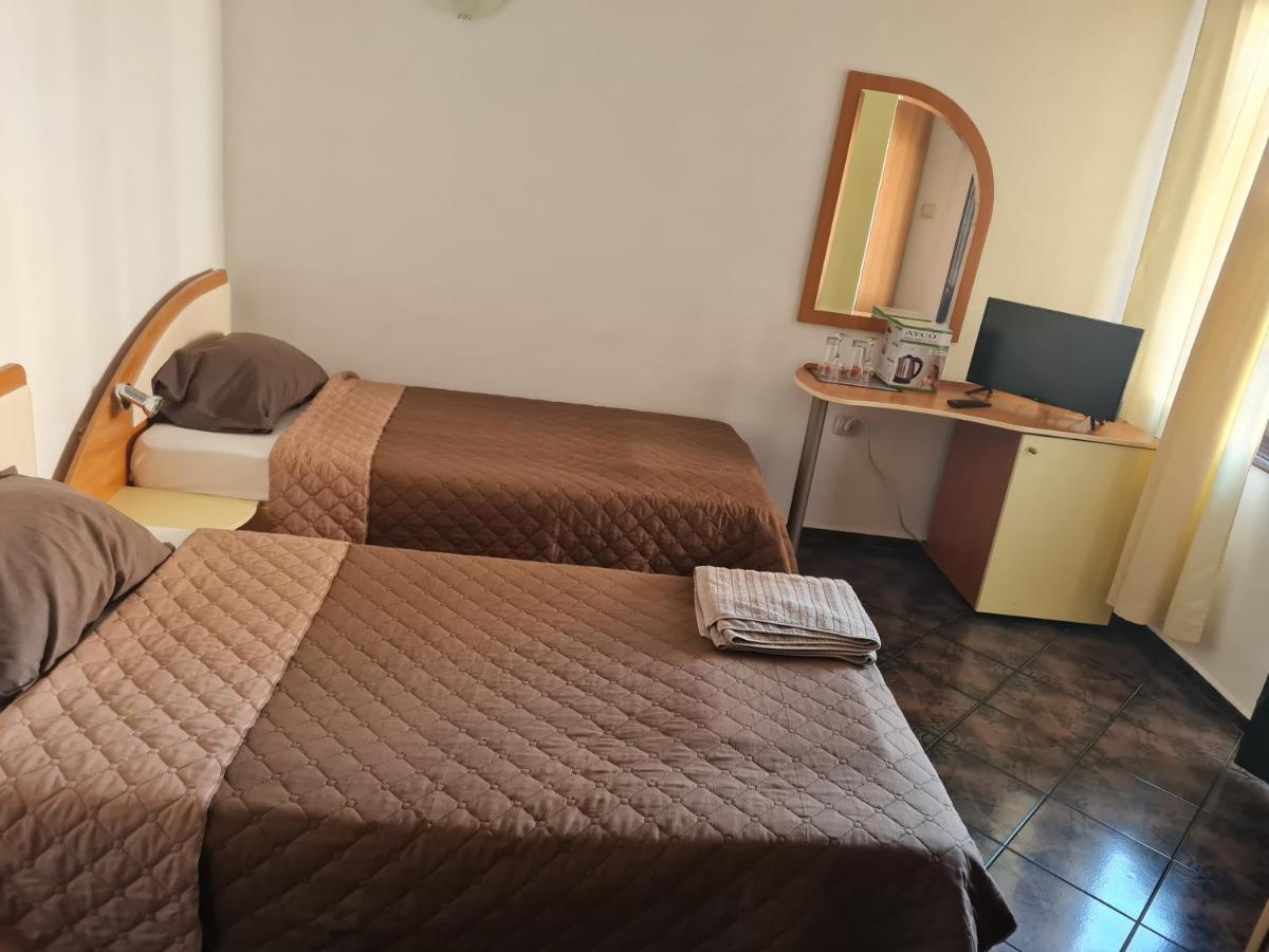 Алми Almi Hotel Sveti Vlas Ngoại thất bức ảnh